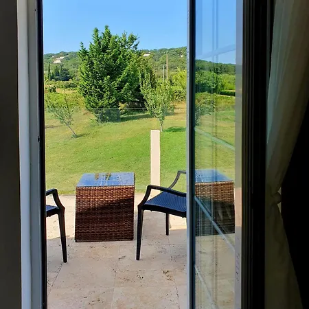 Cosy Avec Terrasse Sur La Colline Boisee, Parking Prive, Jardin, Calme, Climatisation, 10 Mn Pont Du Gard Num7 Apartment Rochefort-du-Gard