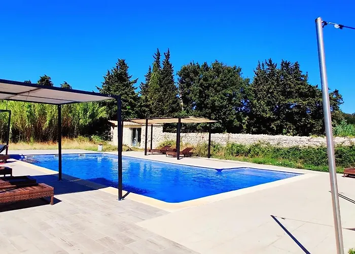 Cosy Avec Terrasse Sur La Colline Boisee, Parking Prive, Jardin, Calme, Climatisation, 10 Mn Pont Du Gard Num7 Apartamento Rochefort-du-Gard